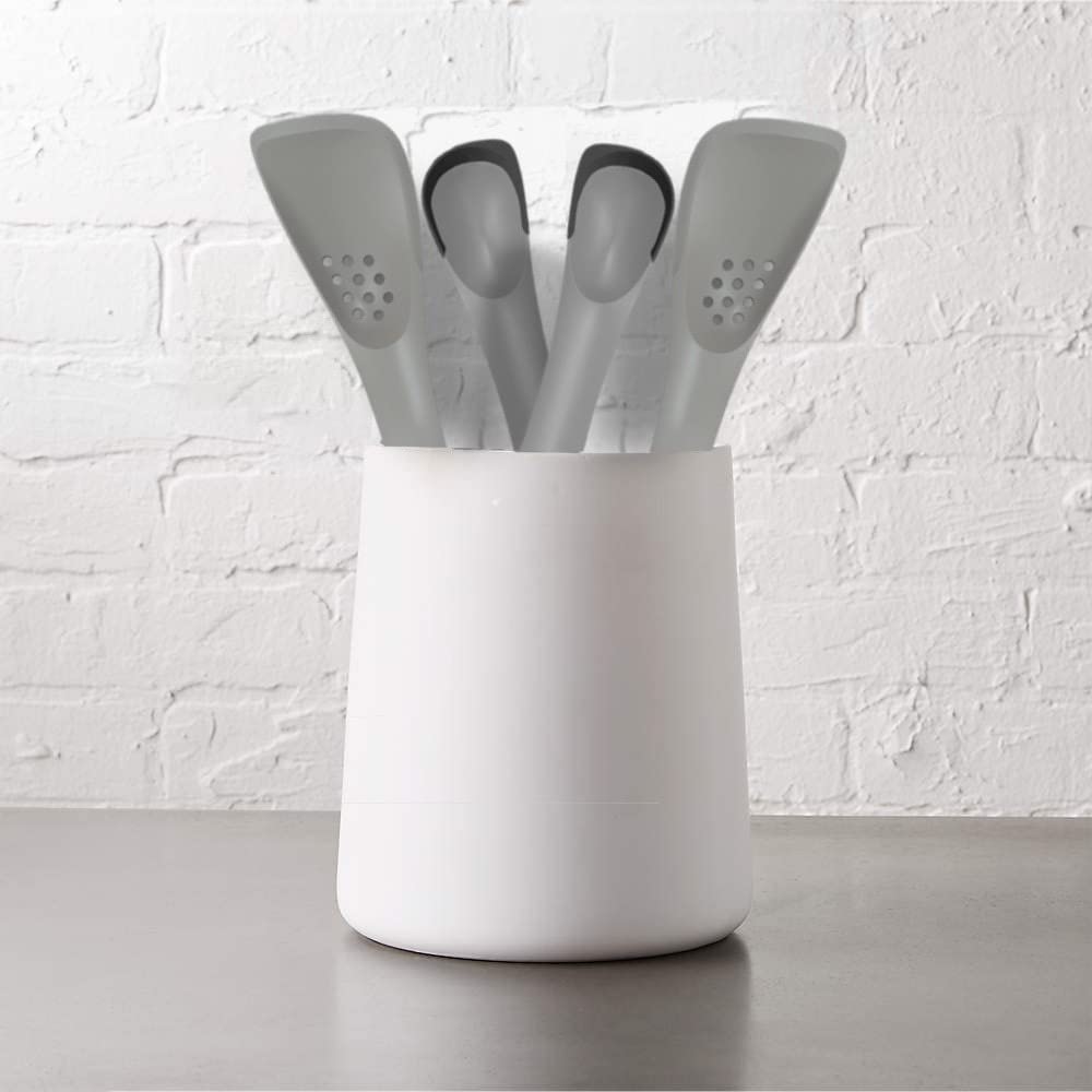 Spatula Fits in every Kitchen